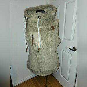 EUC Wanakome Sherpa Teddy Vest,  Size L